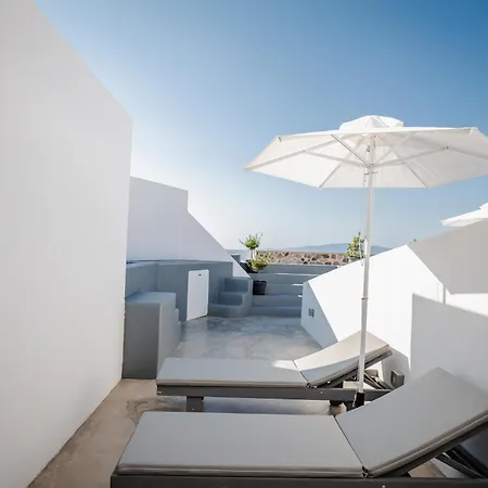 Captain John - Oia Center * Tholos (Santorini)