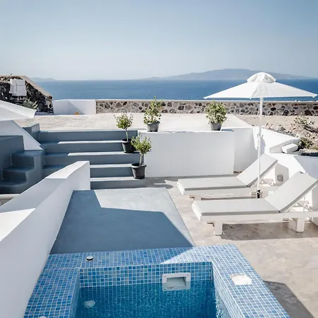 Captain John - Oia Center Tholos (Santorini)