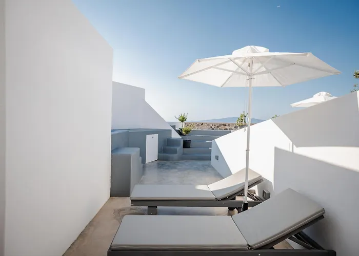 Captain John Oia Center