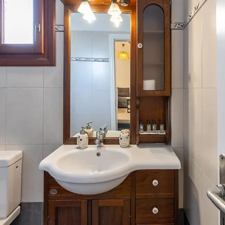 Captain John Oia Center アパート Thólos