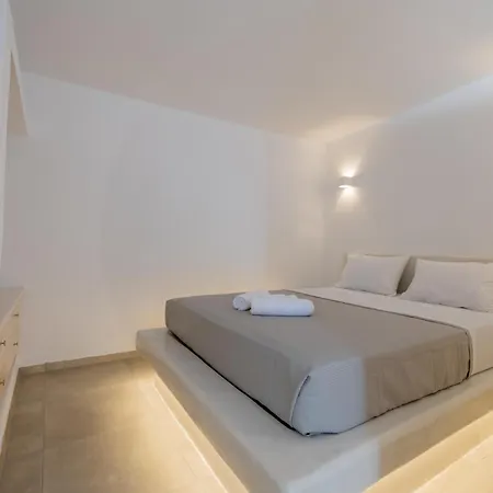 Captain John Oia Center *