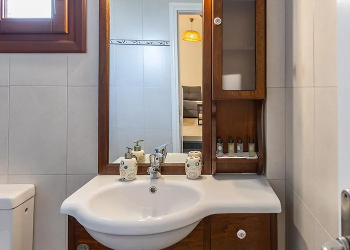 Captain John Oia Center Apartament Tholos (Santorini)